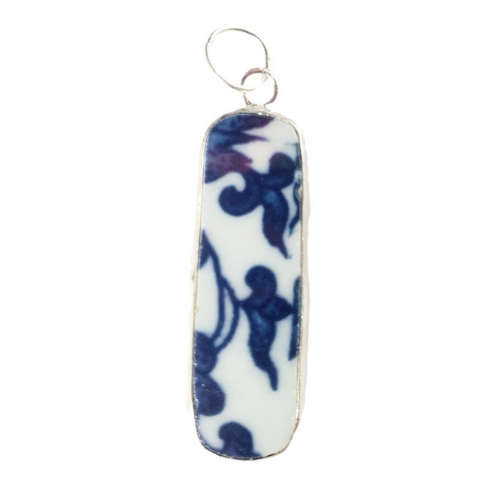 Vintage Repurposed Ming Blue & White China Pottery Shard Pendant for DIY Jewelry